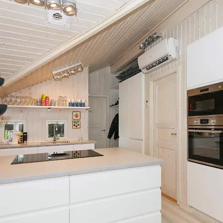 4 Star Holiday In * Fanø